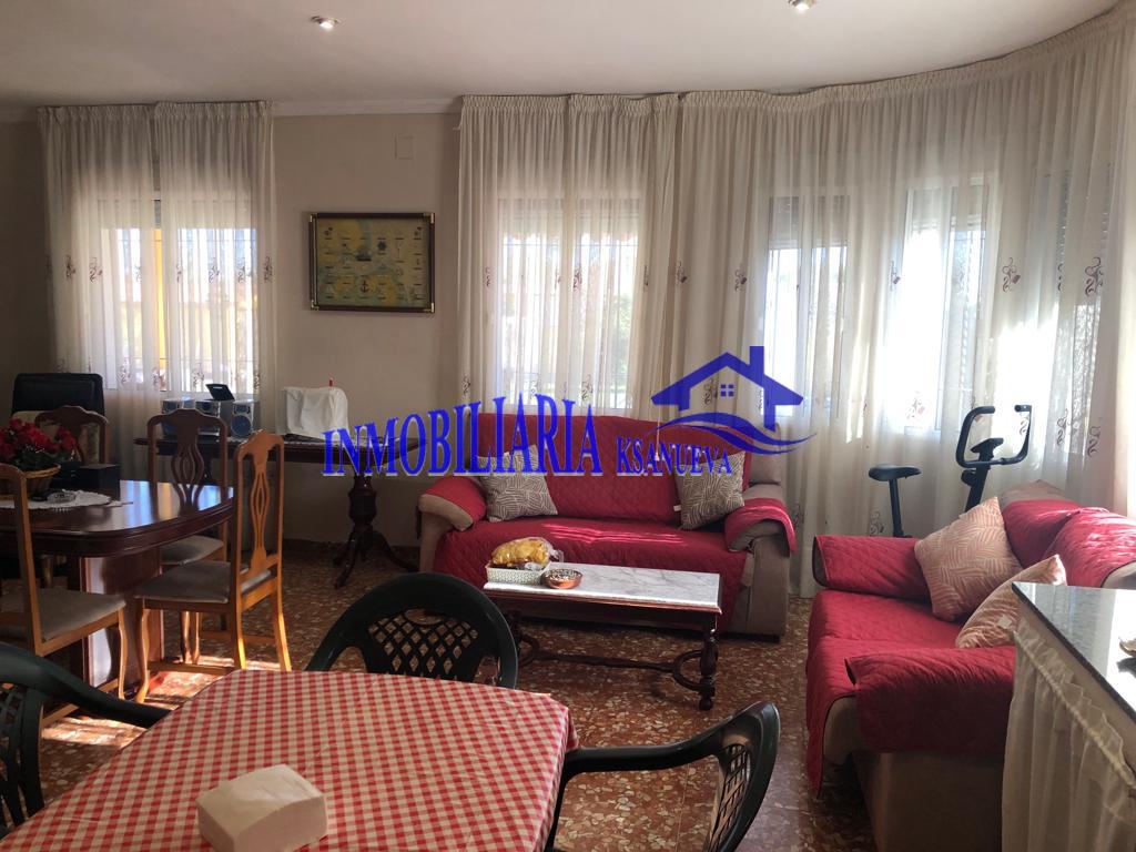 For sale of chalet in Córdoba