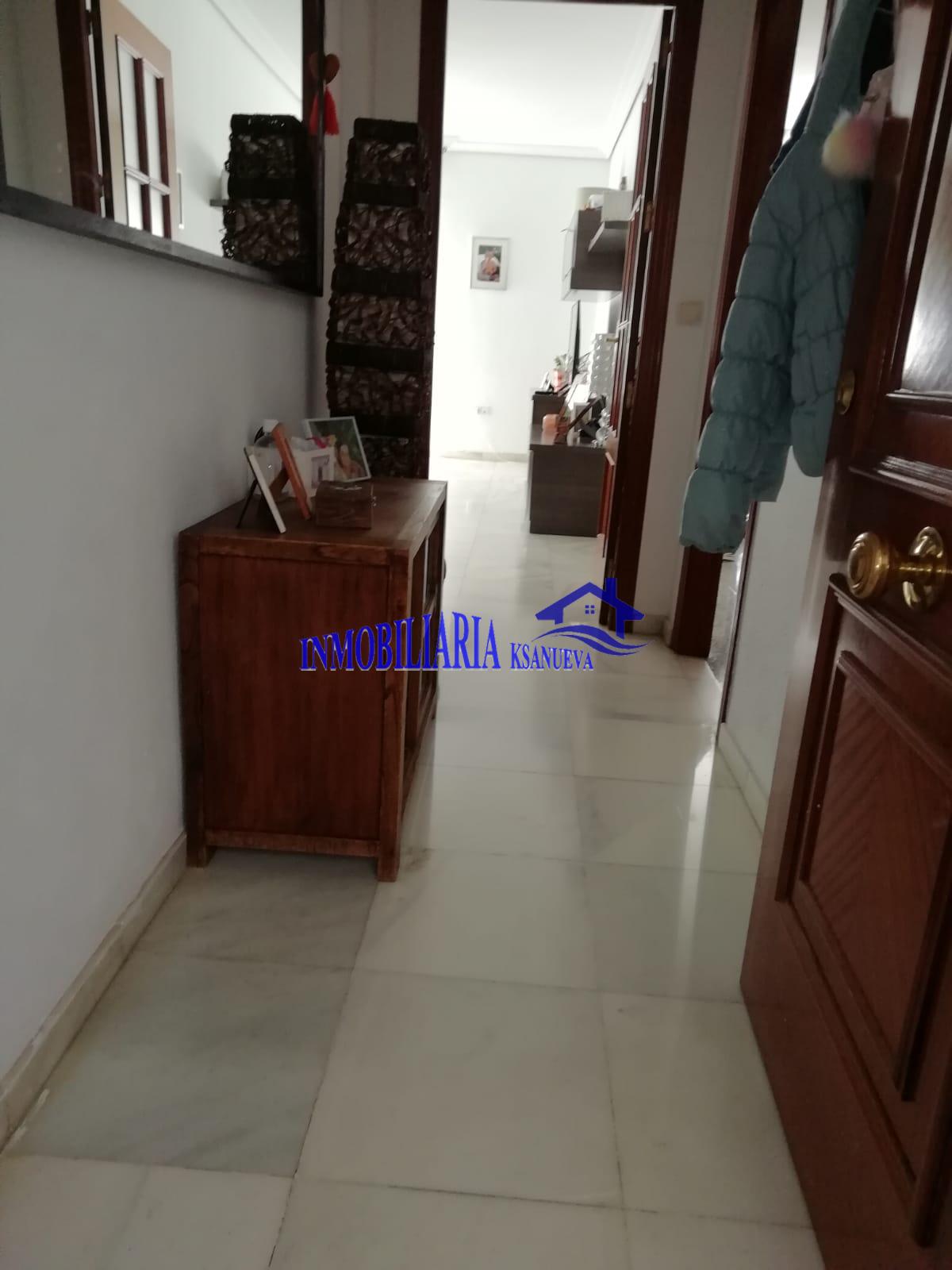 For sale of flat in Córdoba