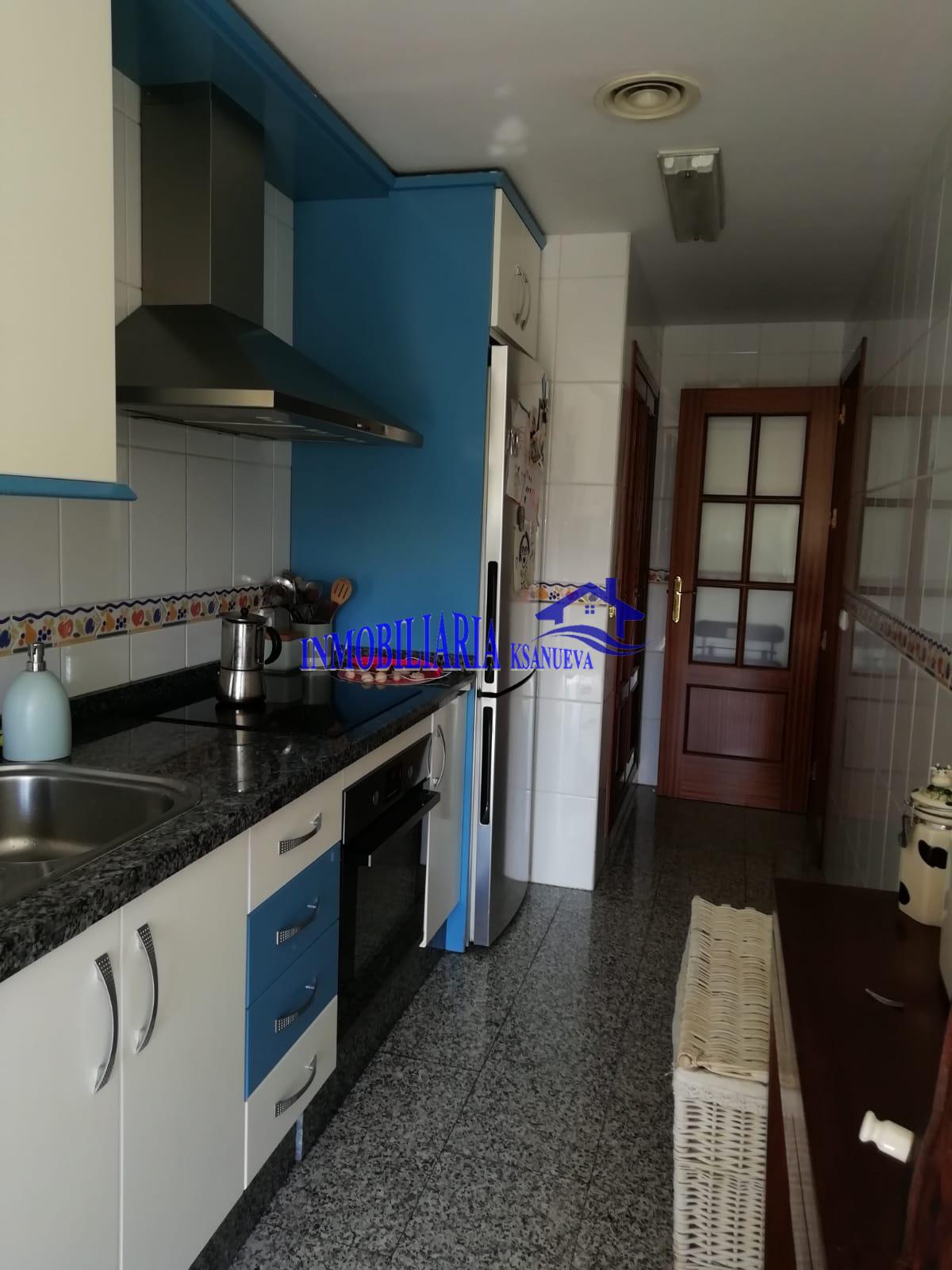 For sale of flat in Córdoba