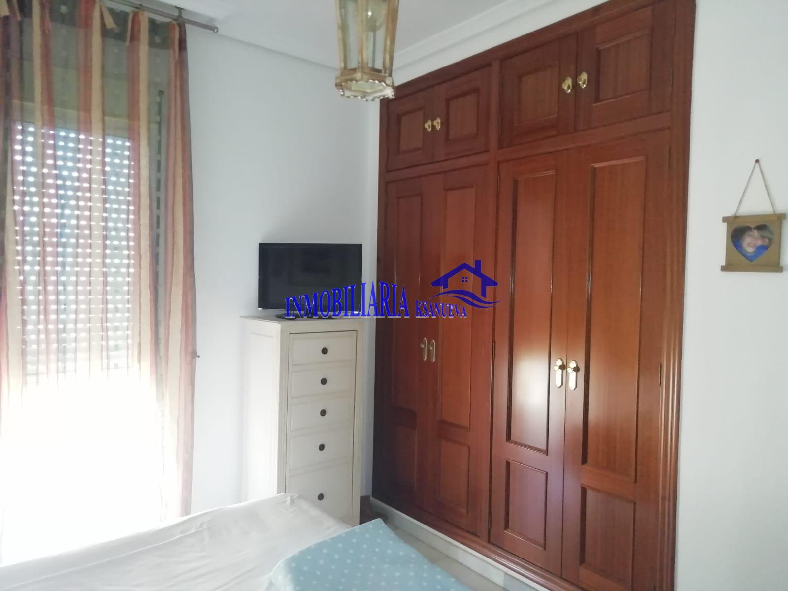 For sale of flat in Córdoba