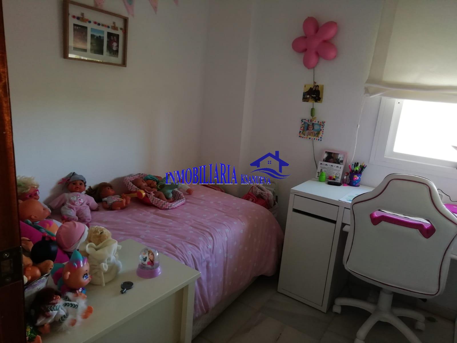 For sale of flat in Córdoba