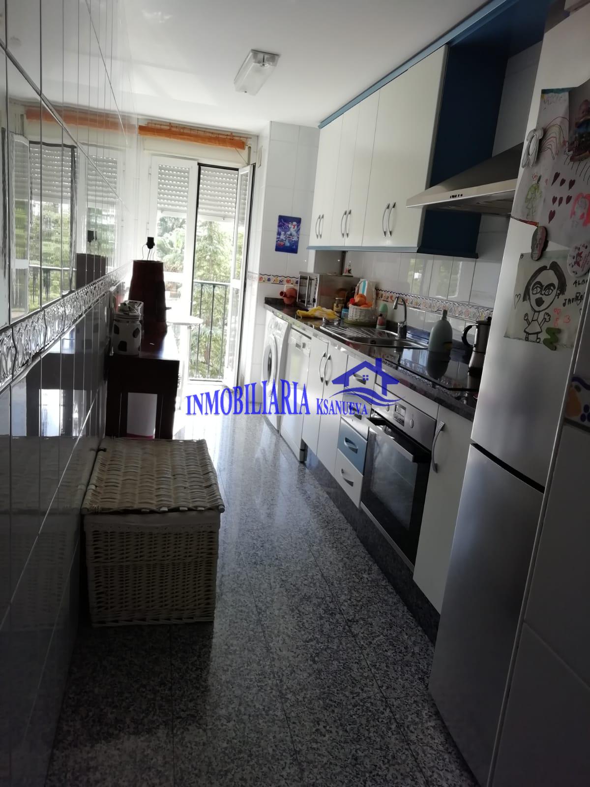 For sale of flat in Córdoba