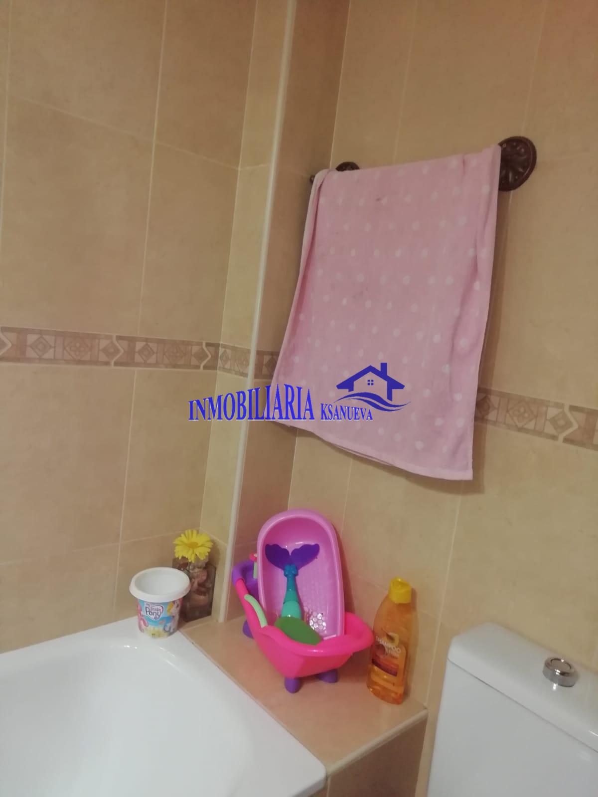 For sale of flat in Córdoba