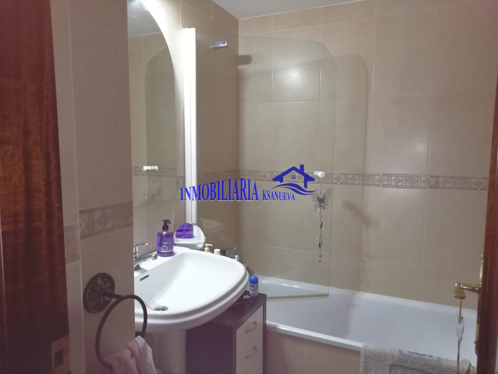 For sale of flat in Córdoba