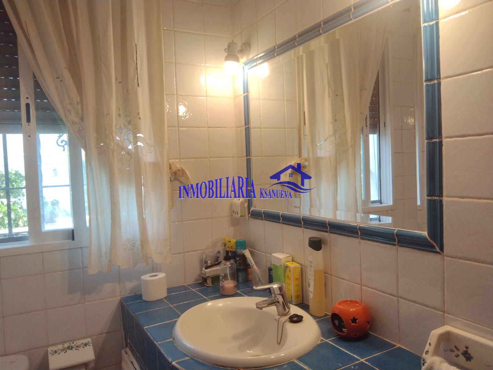 For sale of chalet in Córdoba