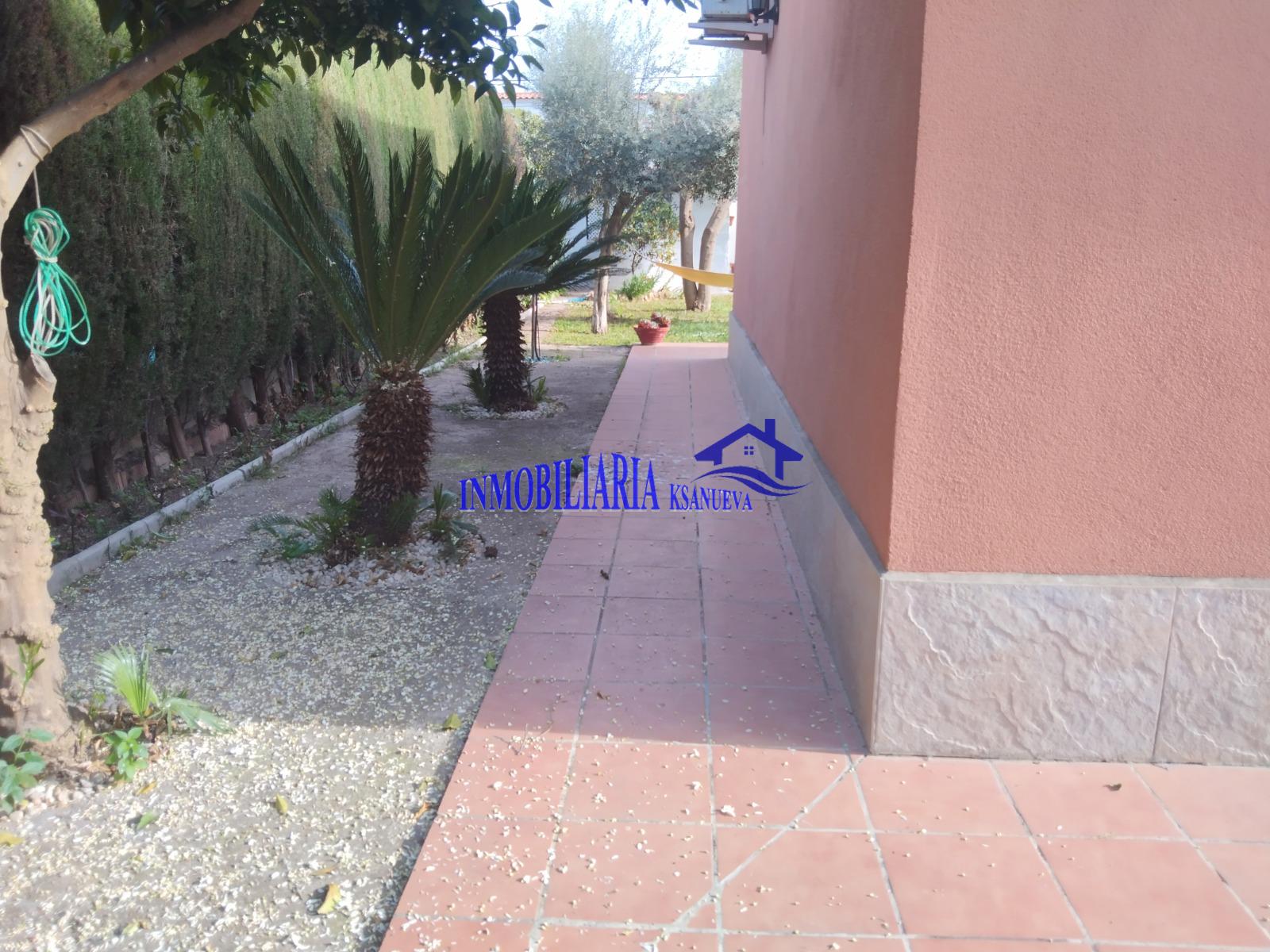 For sale of chalet in Córdoba