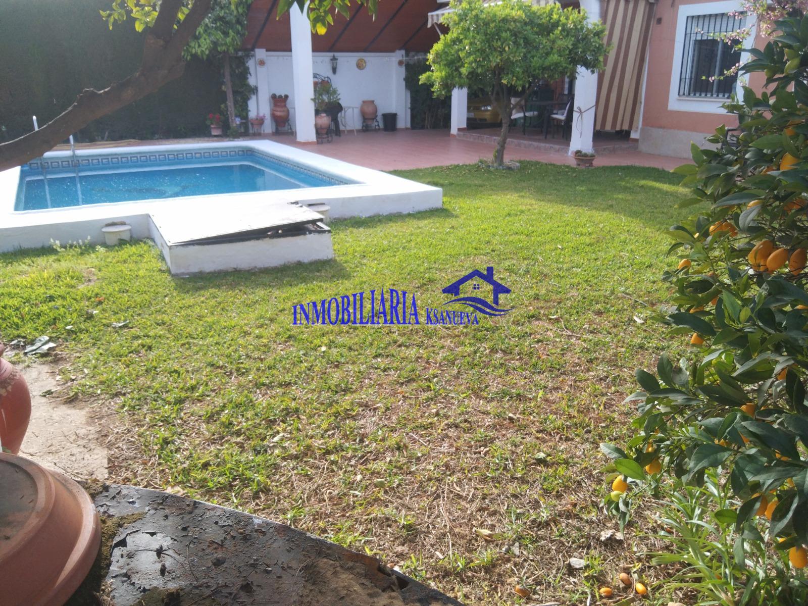 For sale of chalet in Córdoba