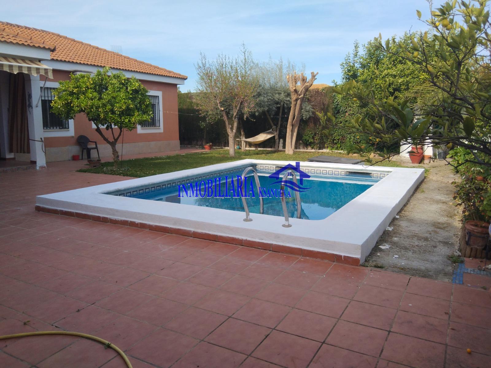 For sale of chalet in Córdoba