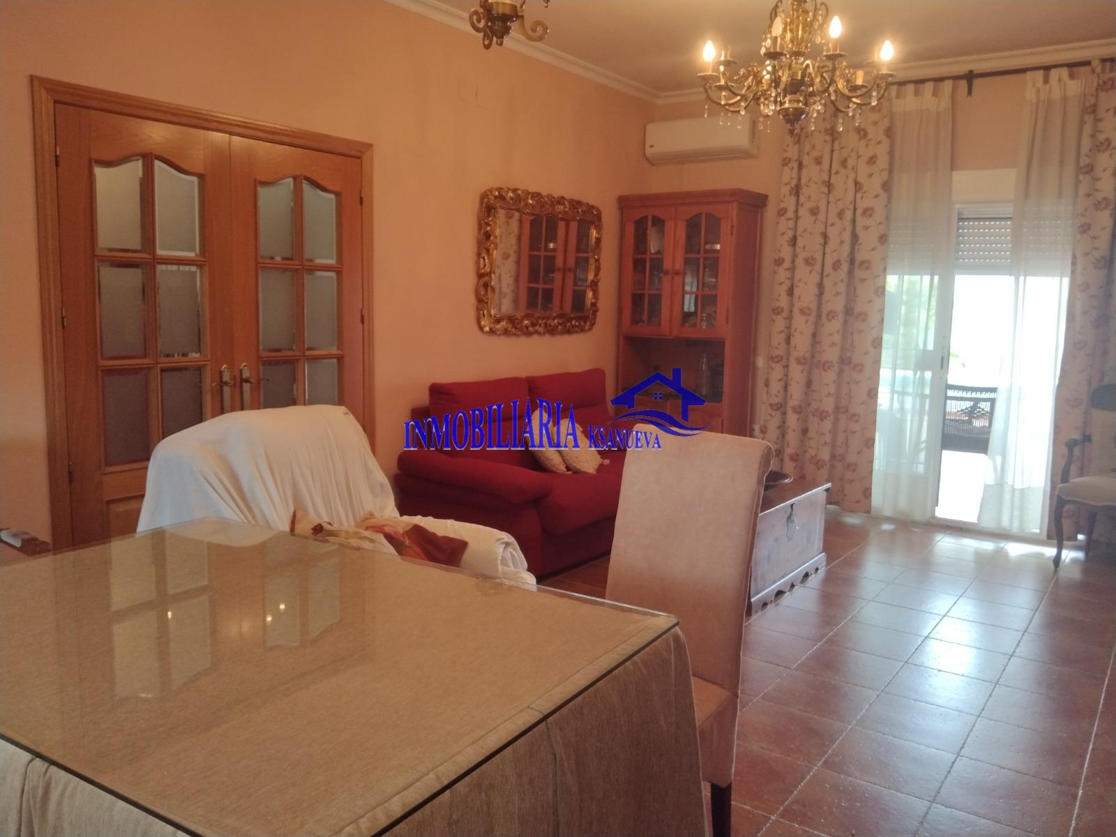 For sale of chalet in Córdoba