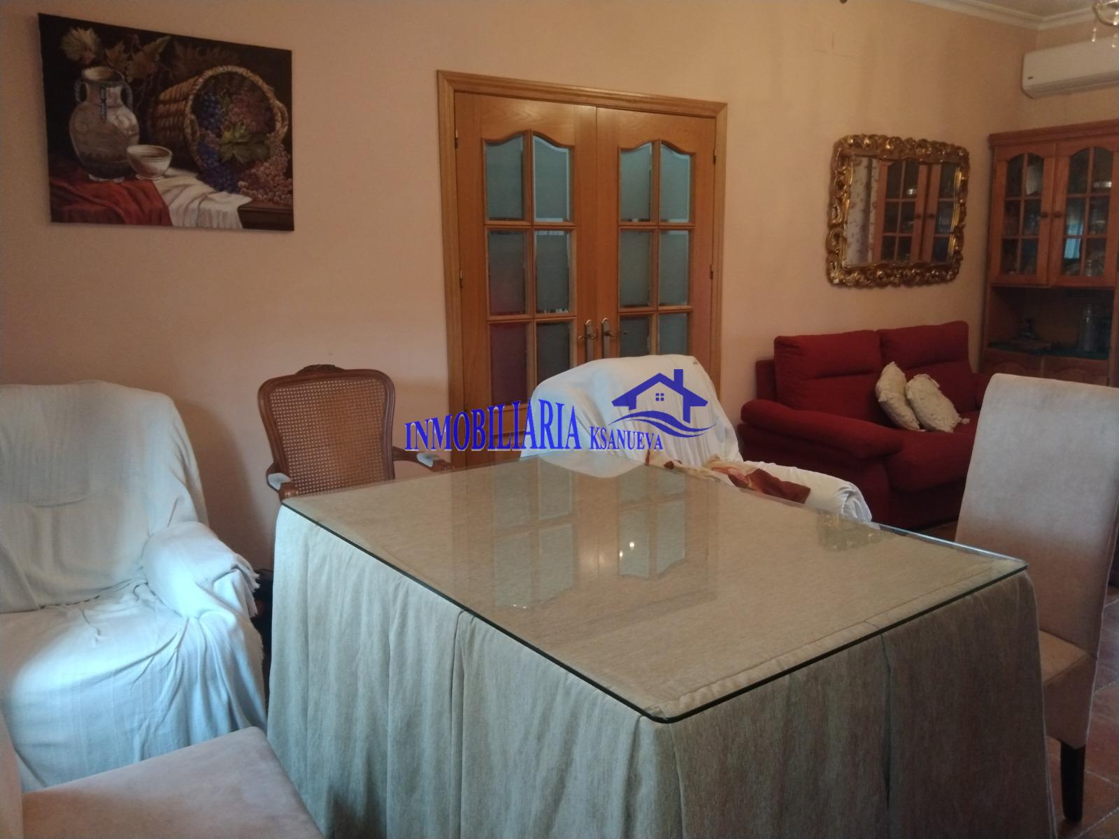 For sale of chalet in Córdoba
