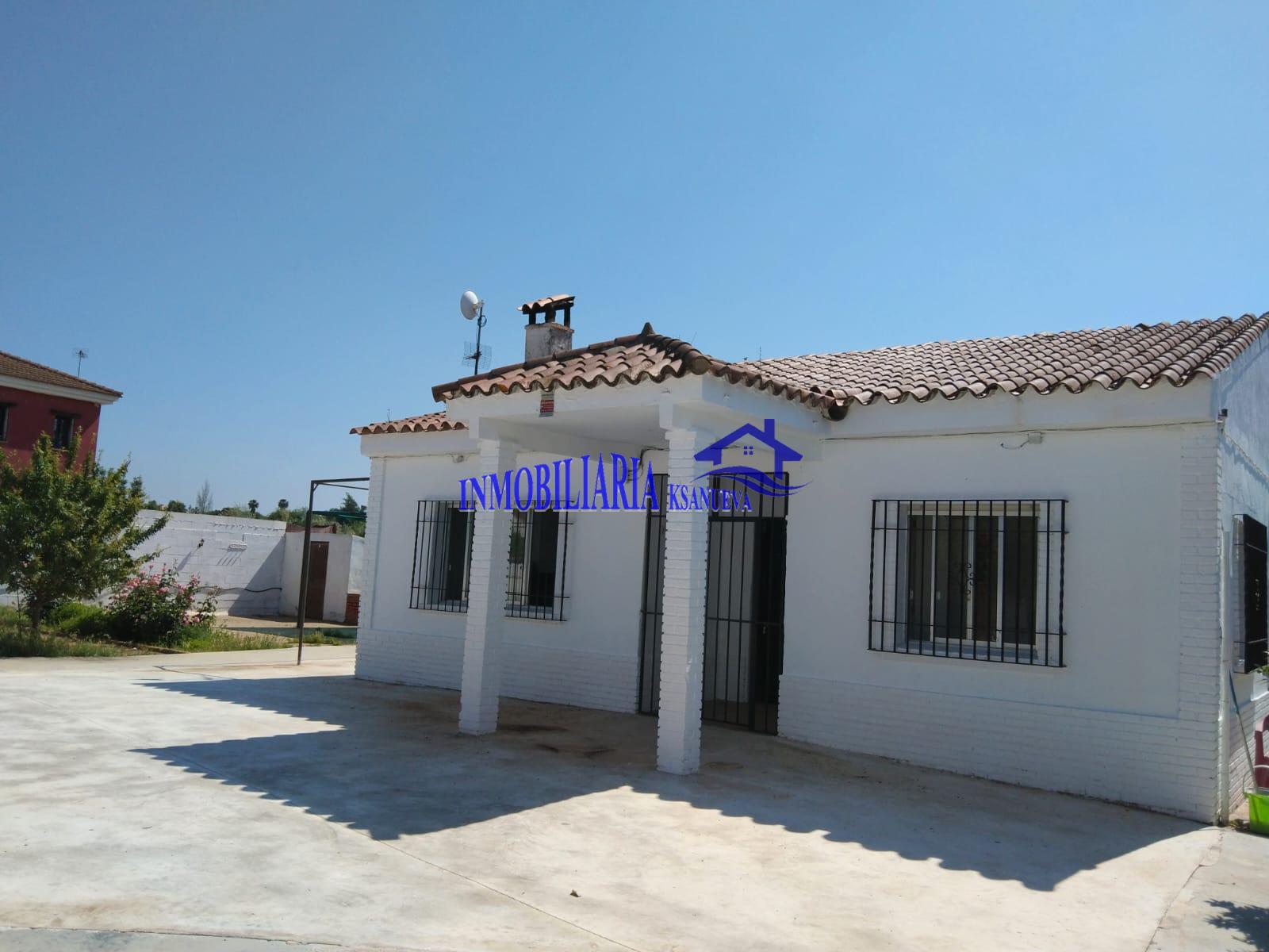 For sale of chalet in Córdoba