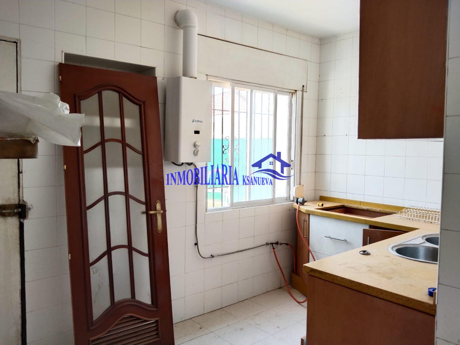 For sale of chalet in Córdoba