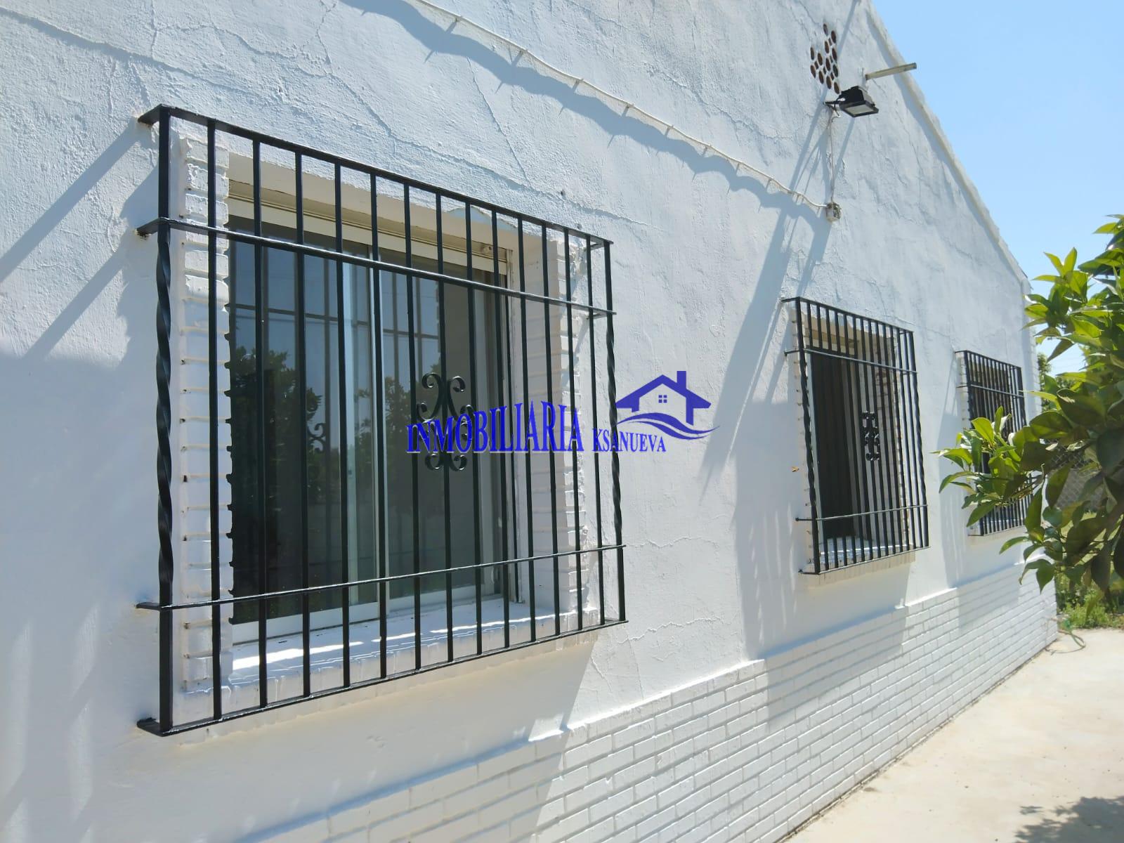 For sale of chalet in Córdoba