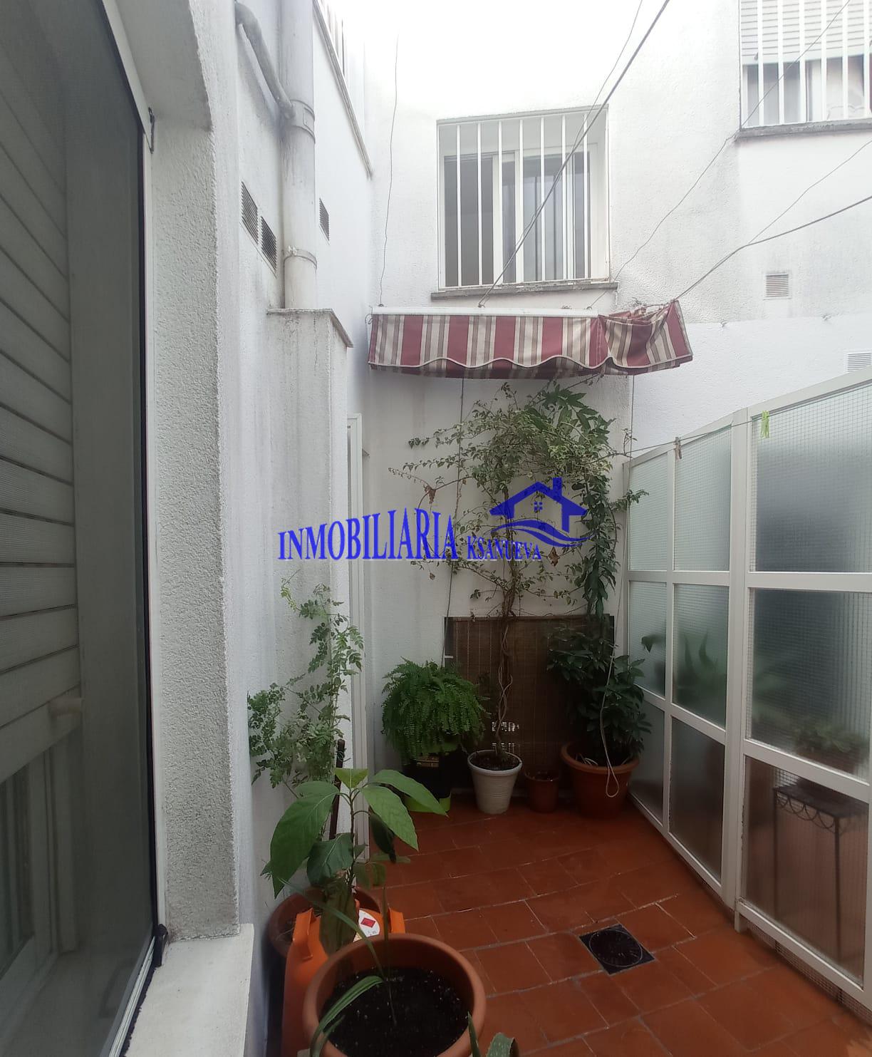 For sale of flat in Córdoba