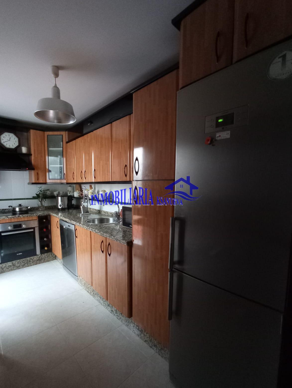 For sale of flat in Córdoba