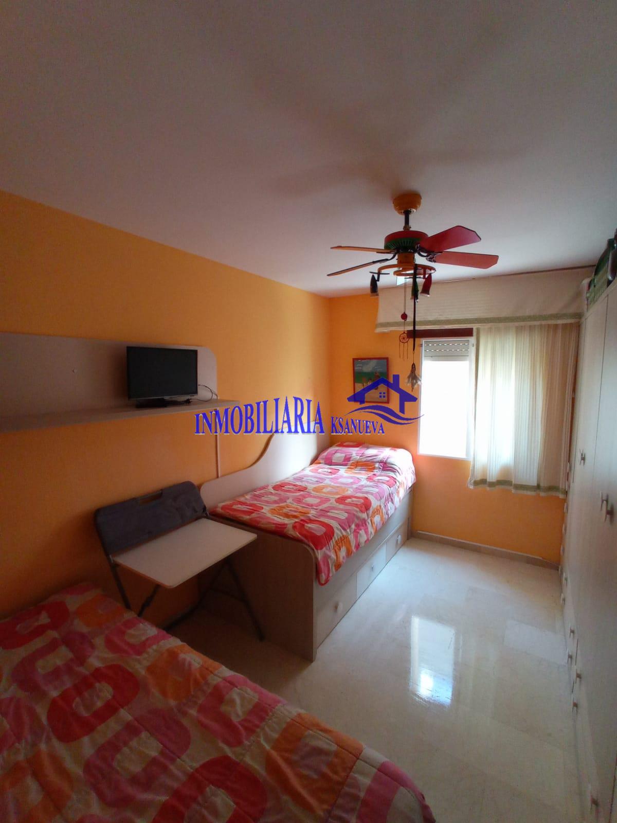For sale of flat in Córdoba
