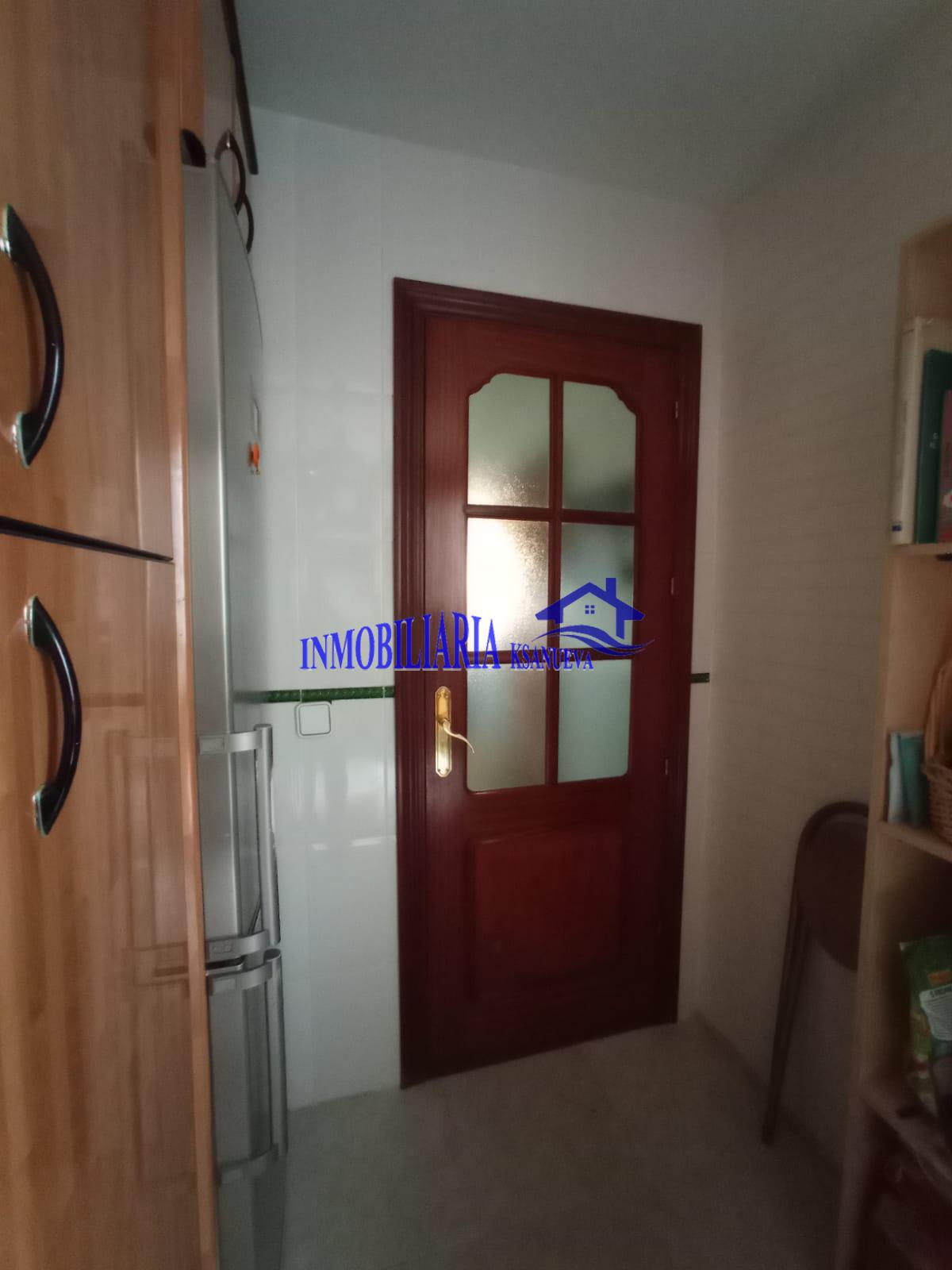 For sale of flat in Córdoba