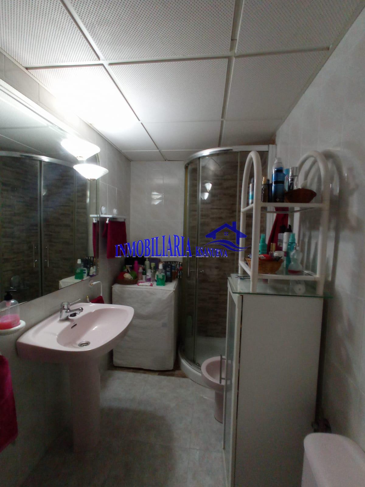 For sale of flat in Córdoba