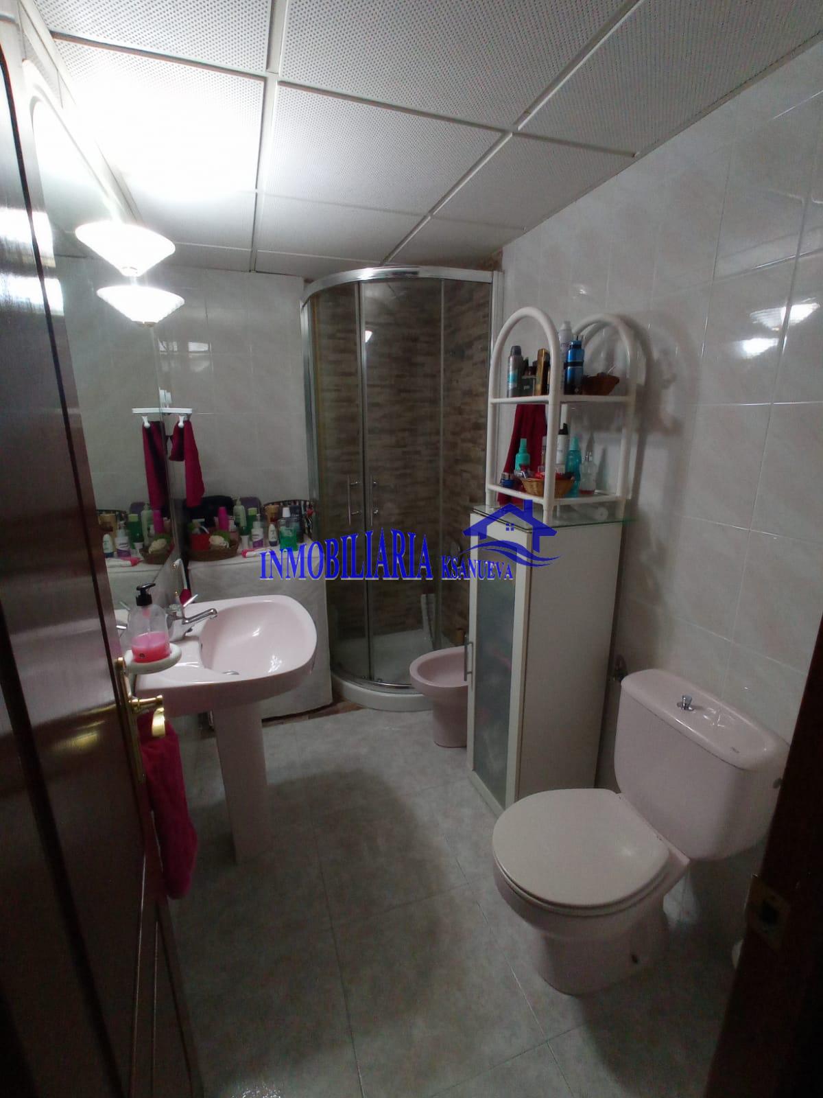 For sale of flat in Córdoba
