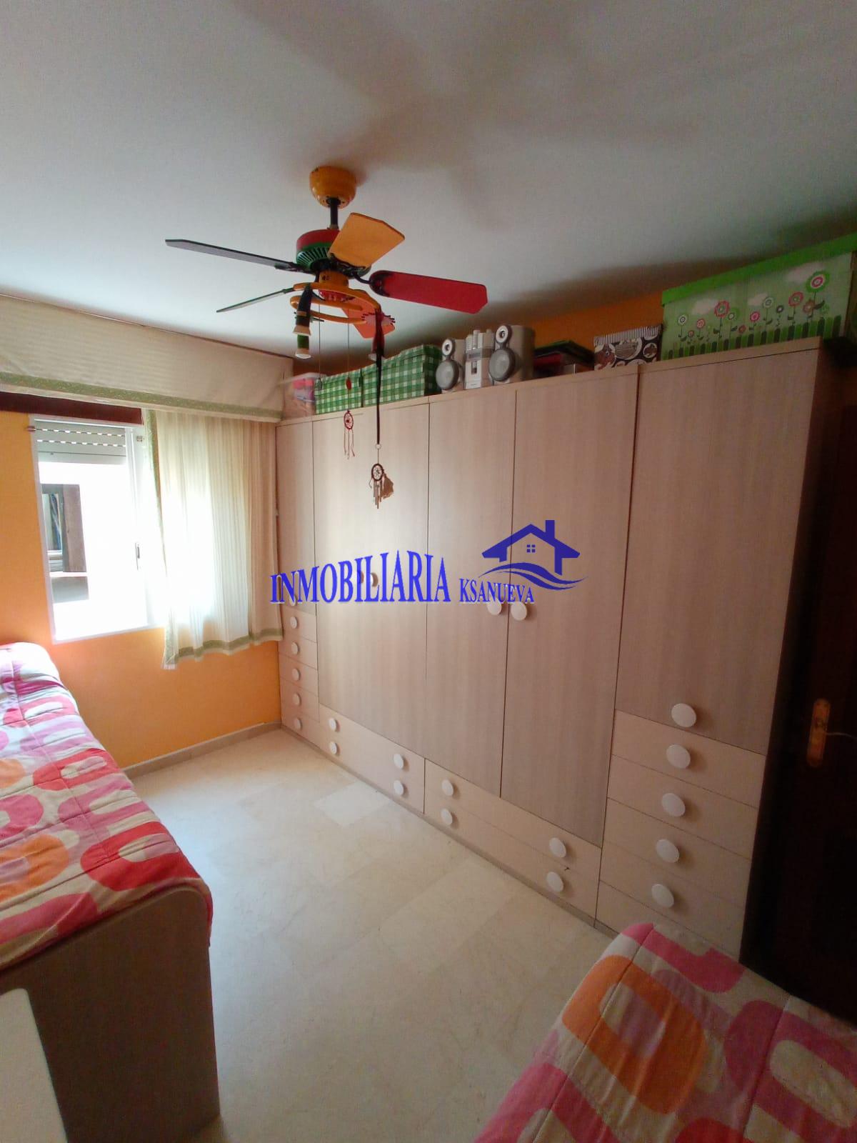 For sale of flat in Córdoba