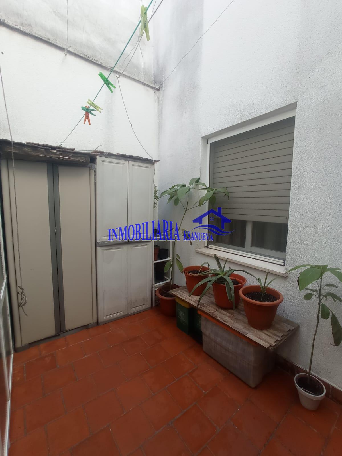 For sale of flat in Córdoba