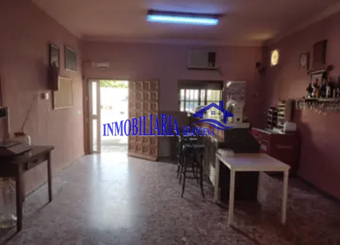 For sale of chalet in Córdoba