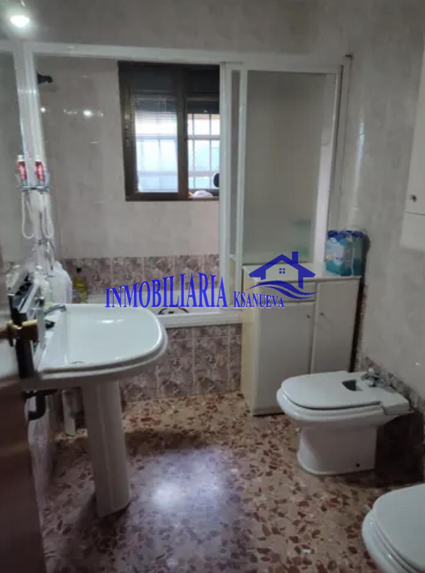 For sale of chalet in Córdoba
