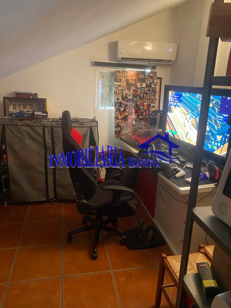 For sale of house in Córdoba
