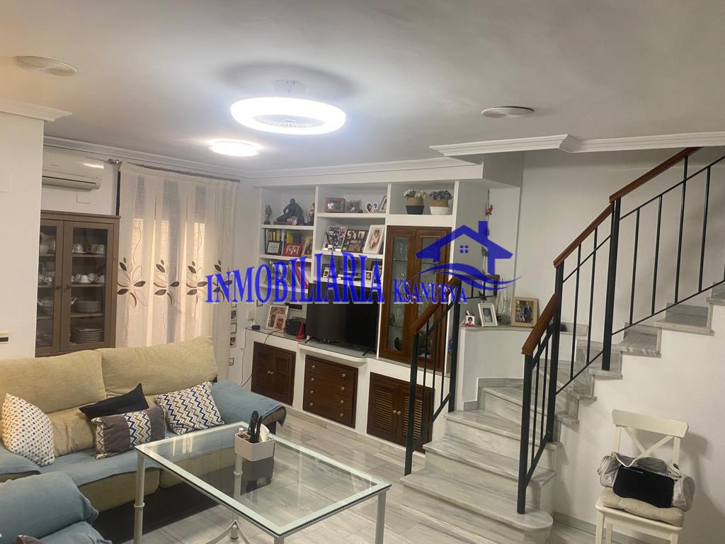 For sale of house in Córdoba