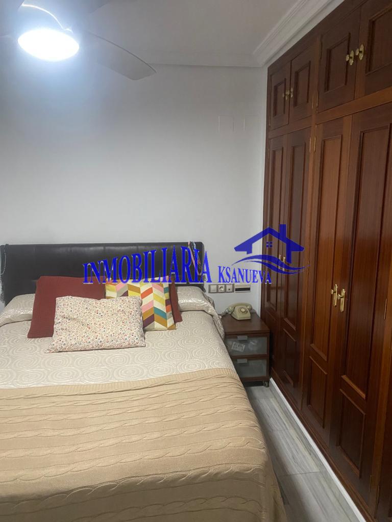 For sale of house in Córdoba