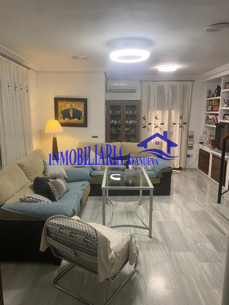 For sale of house in Córdoba