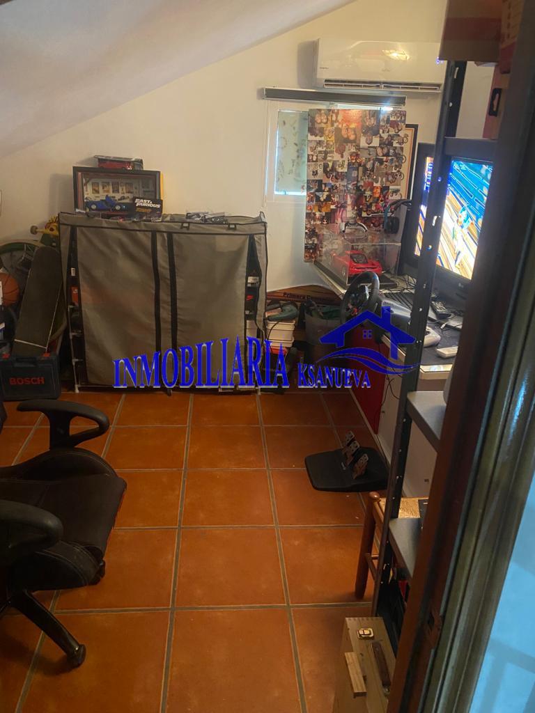 For sale of house in Córdoba