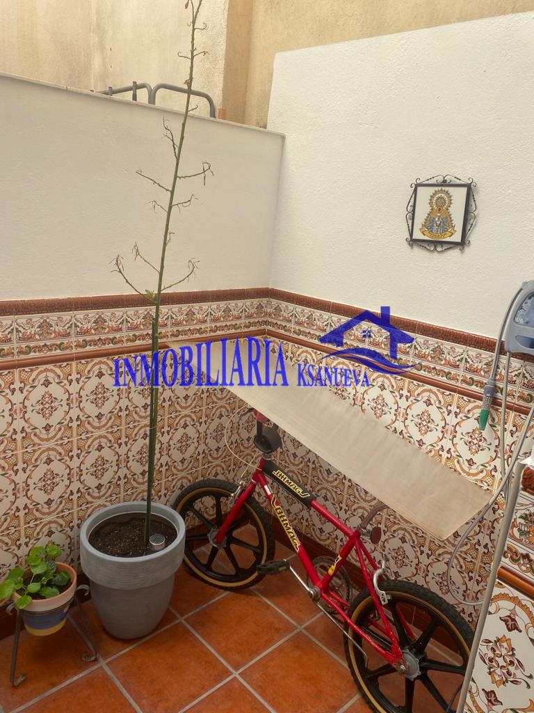For sale of house in Córdoba