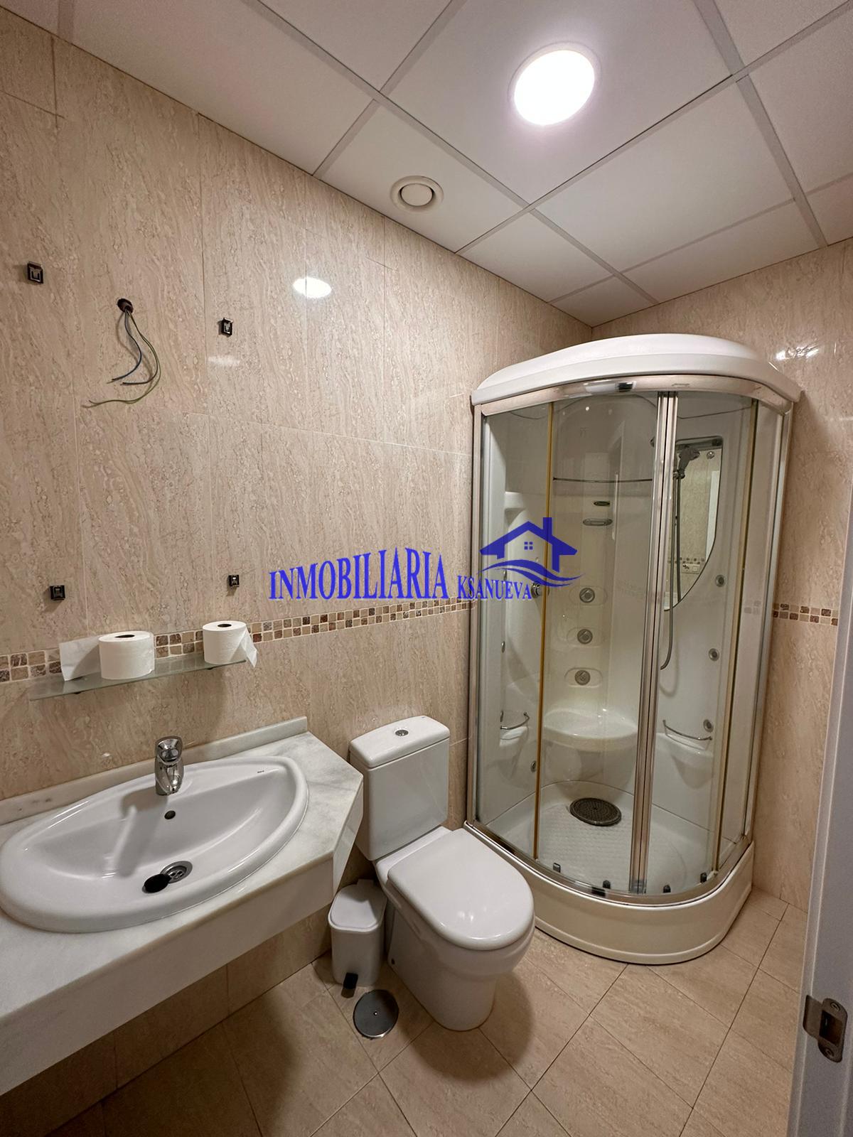 For sale of penthouse in Córdoba