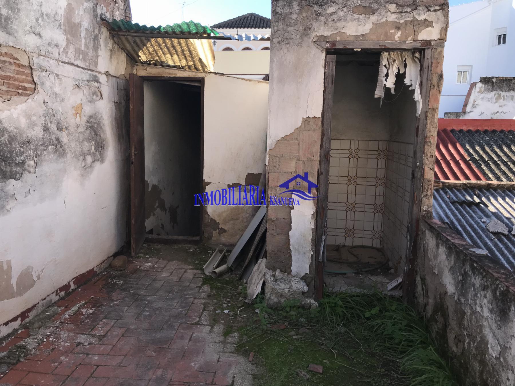 For sale of house in Córdoba