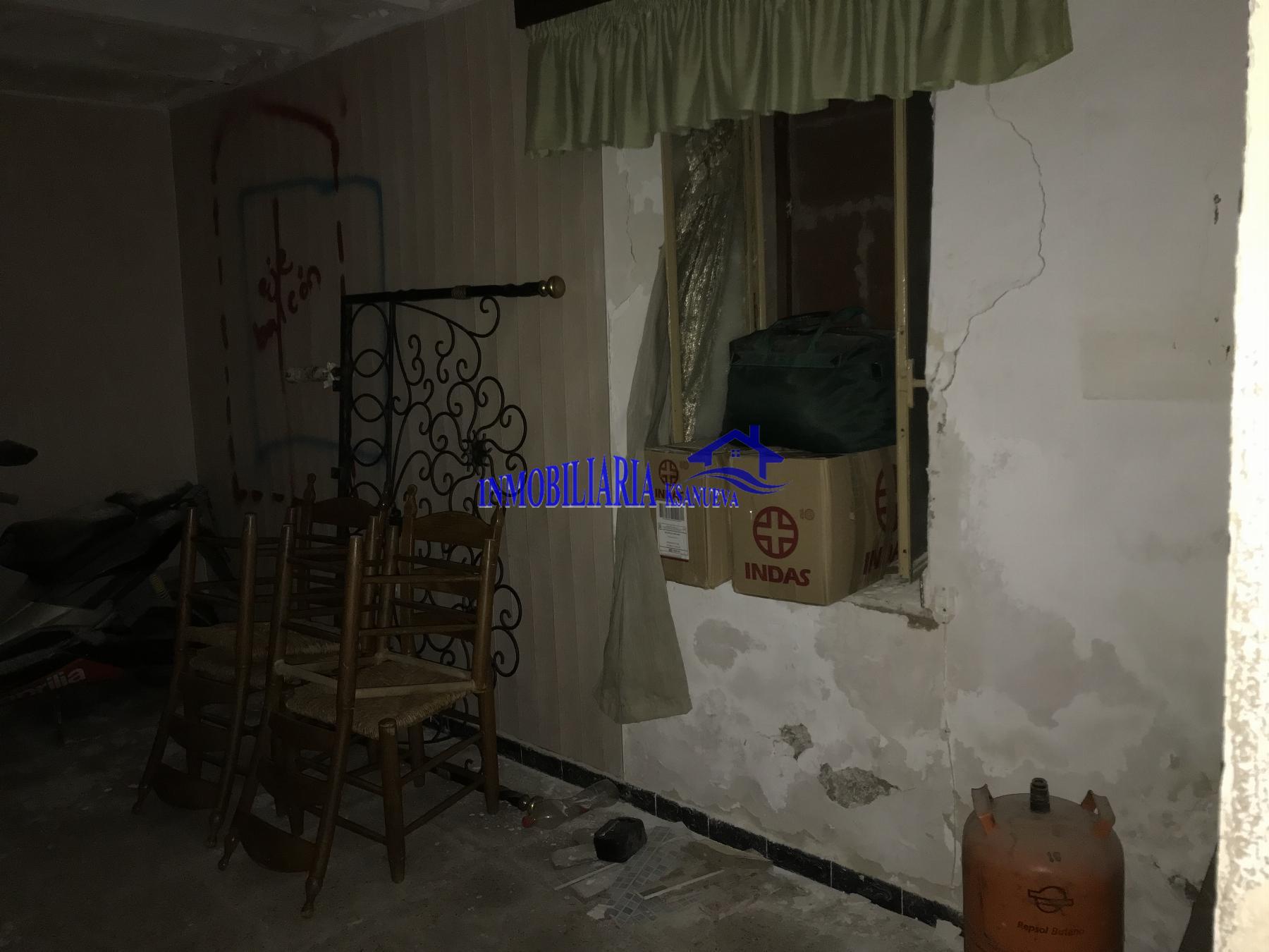 For sale of house in Córdoba