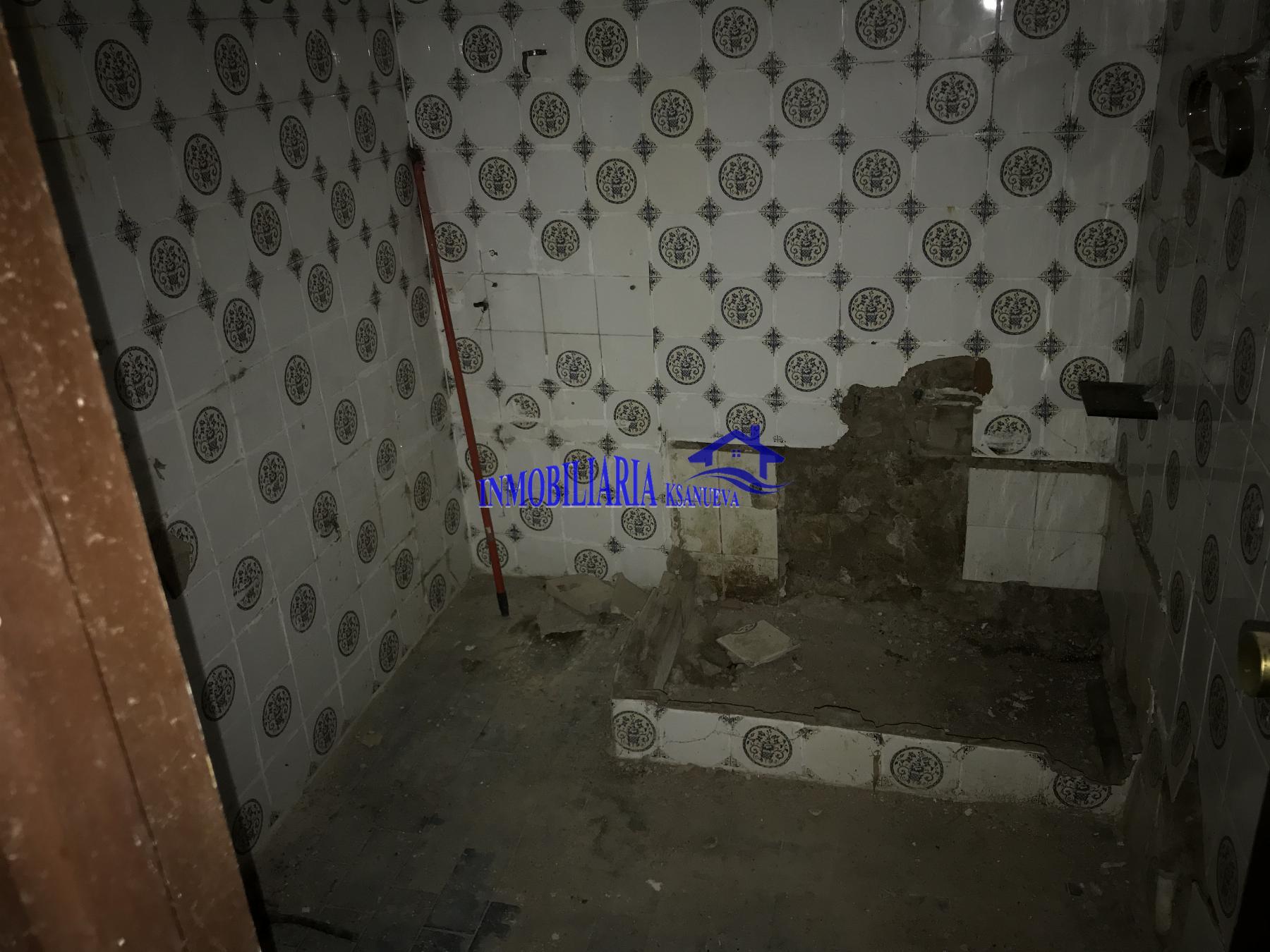 For sale of house in Córdoba