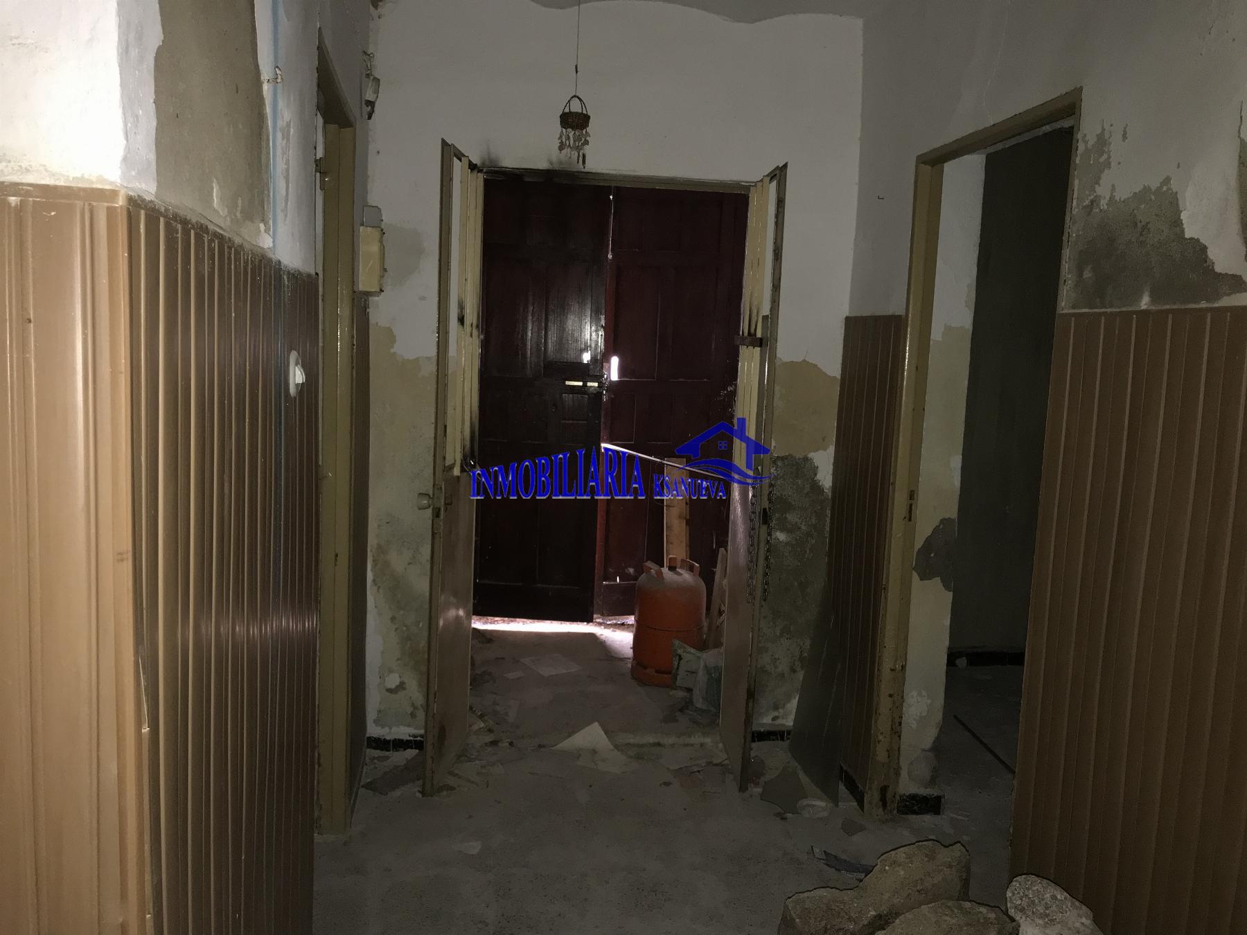For sale of house in Córdoba
