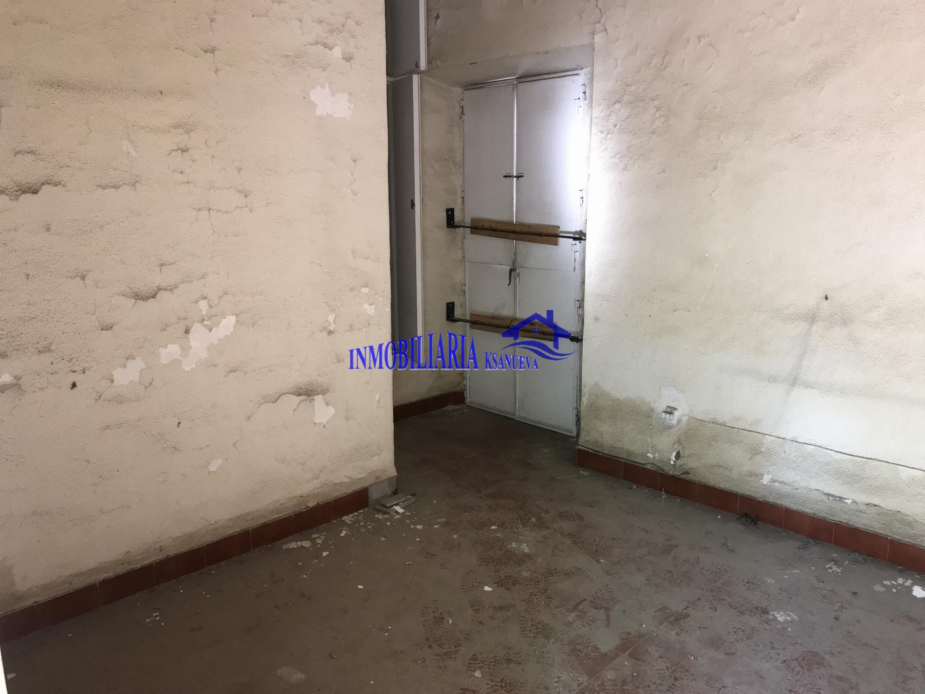 For sale of house in Córdoba