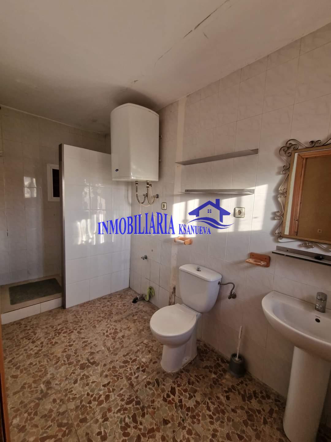 For sale of chalet in Córdoba