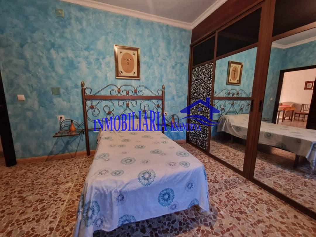 For sale of chalet in Córdoba