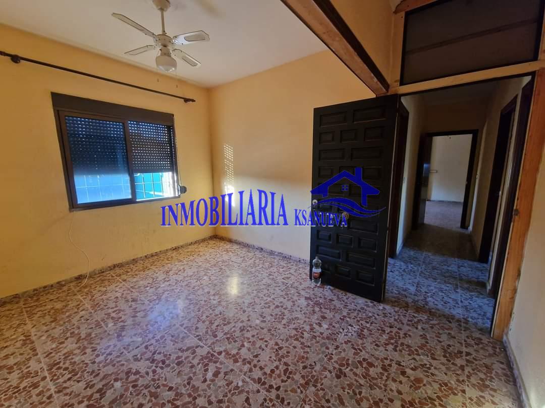 For sale of chalet in Córdoba