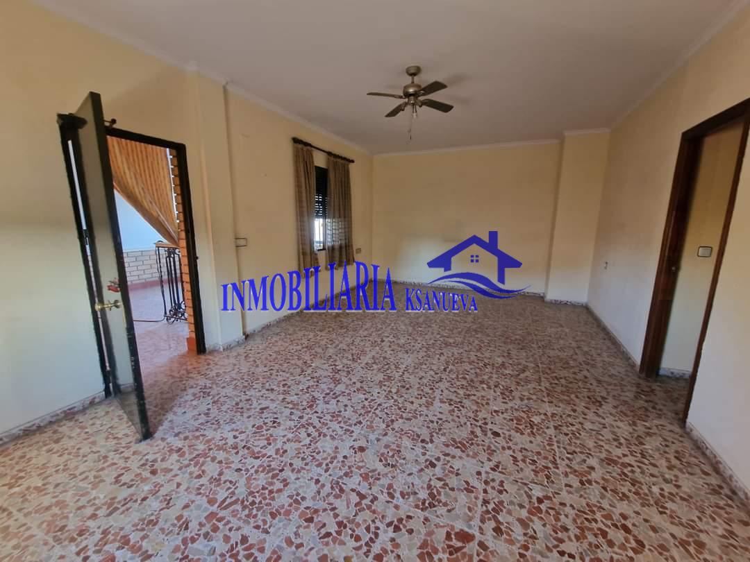 For sale of chalet in Córdoba
