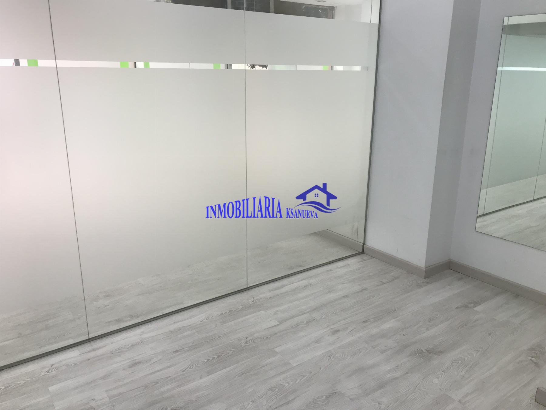 For rent of commercial in Córdoba