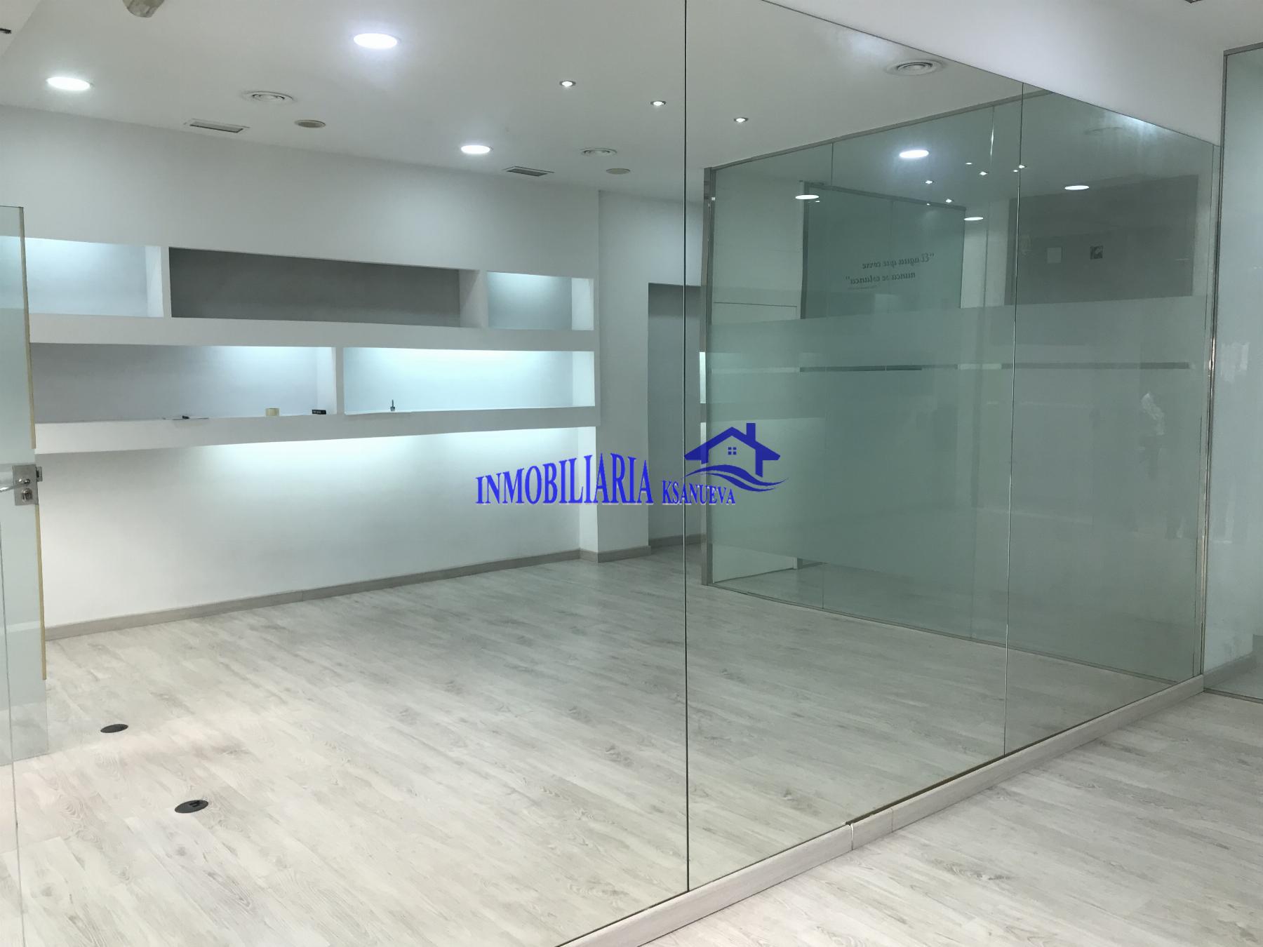 For rent of commercial in Córdoba