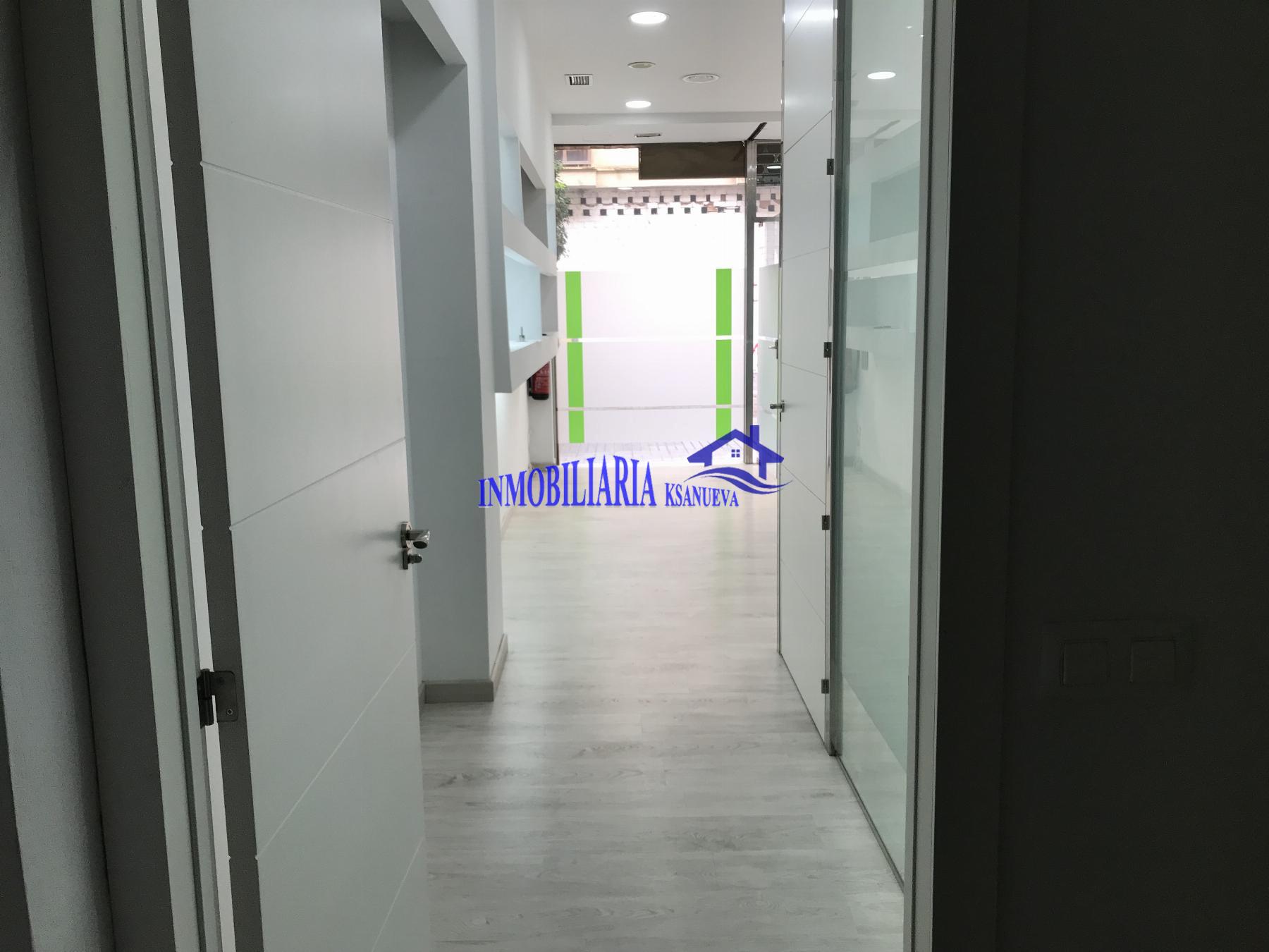 For rent of commercial in Córdoba