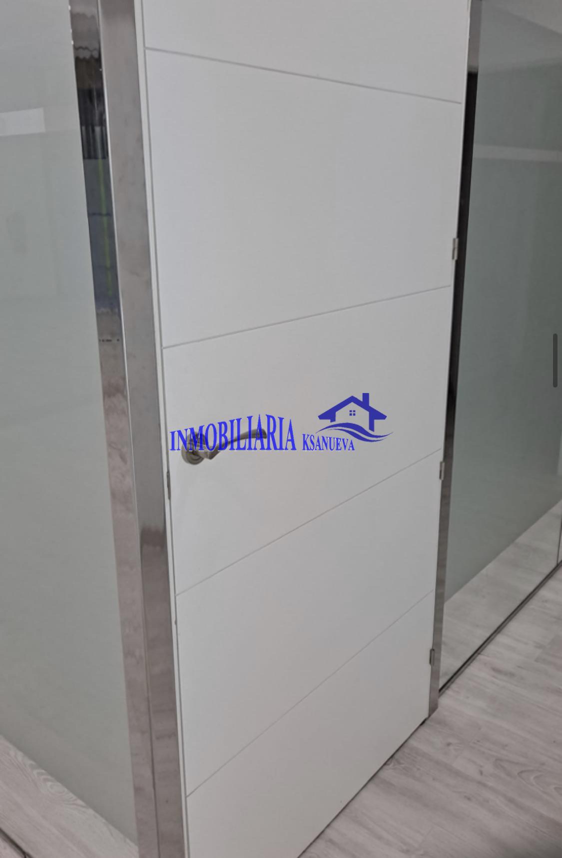 For rent of commercial in Córdoba
