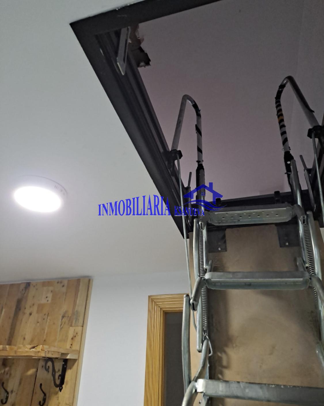 For rent of commercial in Córdoba