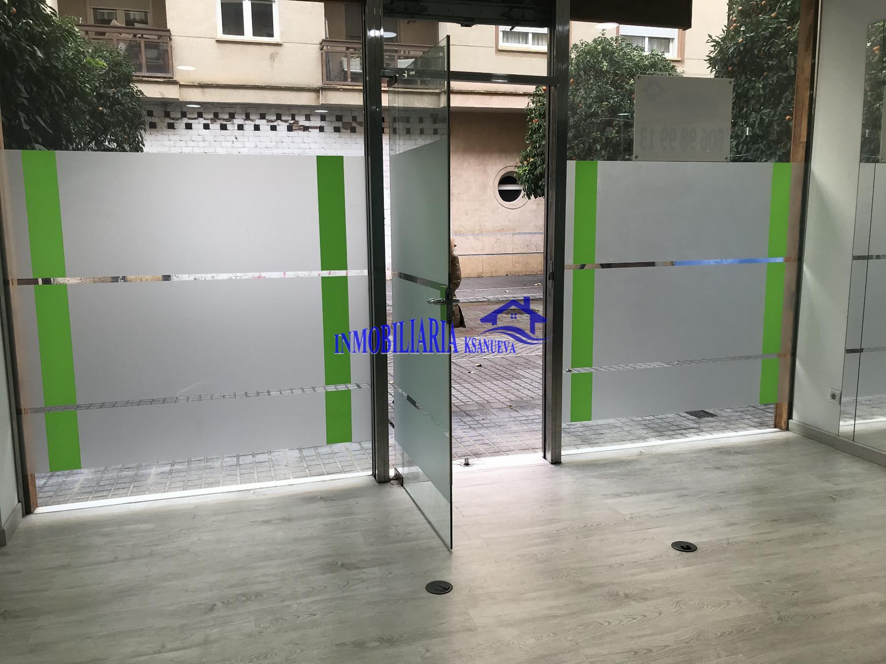 For rent of commercial in Córdoba