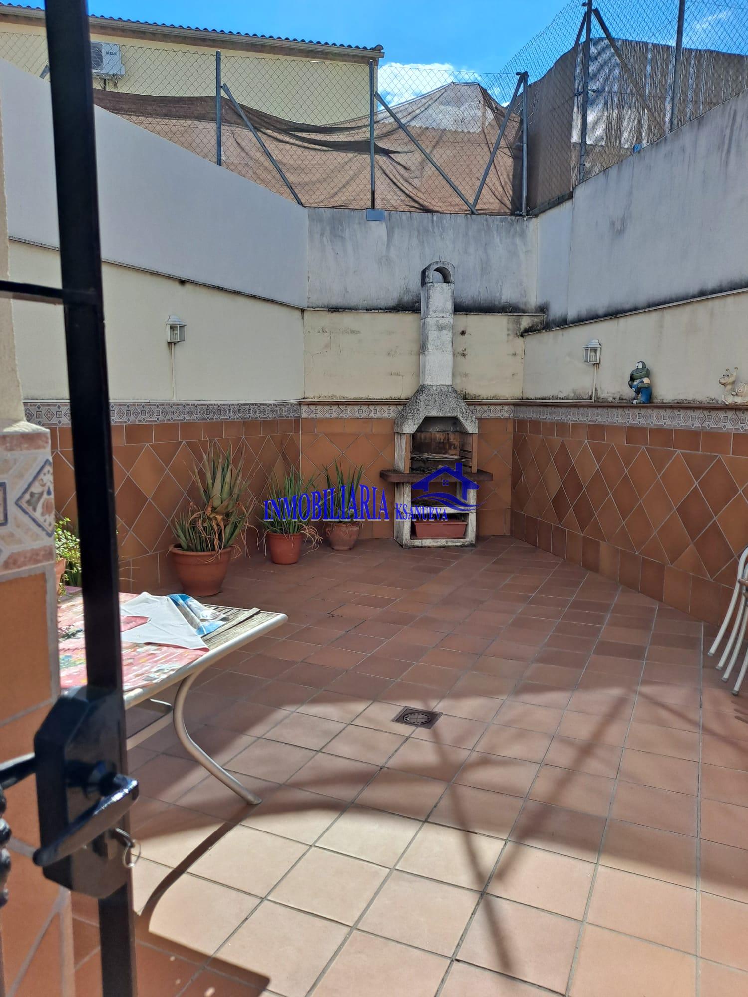 For sale of house in Córdoba